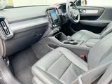 2020 Volvo XC40 thumbnail 5
