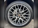 2015 Porsche Macan thumbnail 34