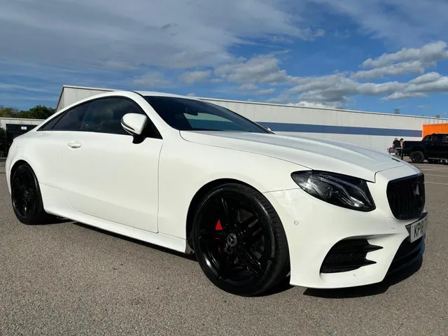 2018 Mercedes-Benz E-Class — photo 4