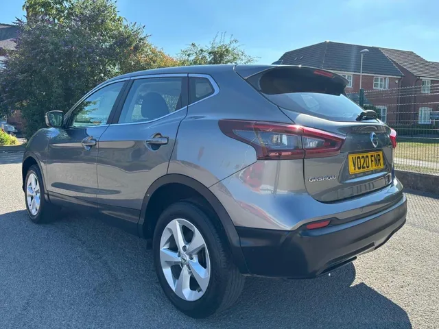 2020 Nissan Qashqai — photo 3