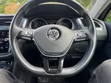 2019 Volkswagen Tiguan thumbnail 29