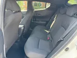 2019 Toyota C-HR thumbnail 17