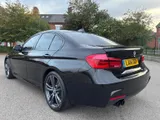 2016 BMW 3 Series thumbnail 3