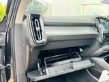 2020 Volvo XC40 thumbnail 10