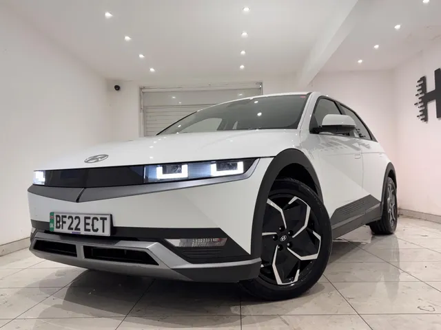 2022 Hyundai IONIQ 5 — photo 3