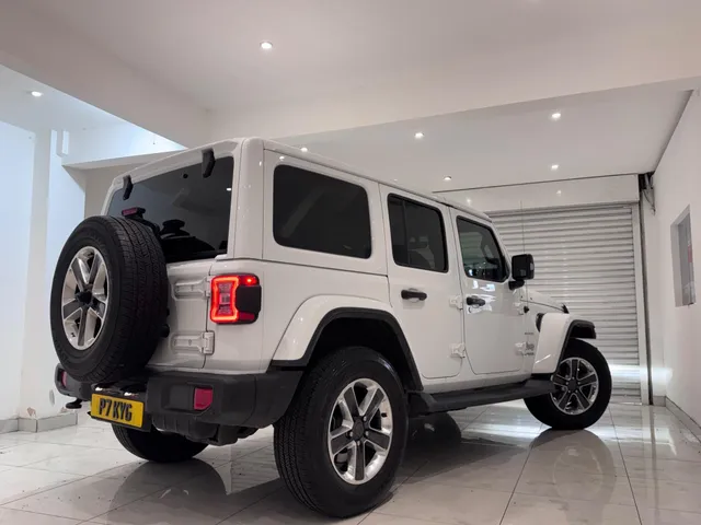 2018 Jeep Wrangler — photo 2