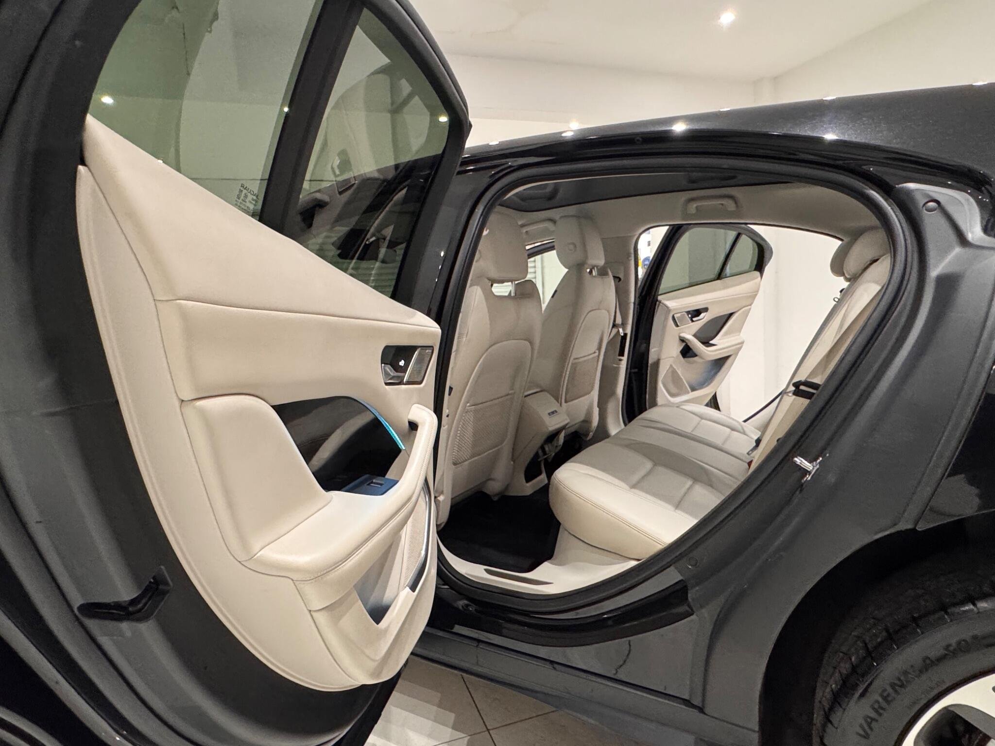 2021 Jaguar I-Pace thumbnail 9