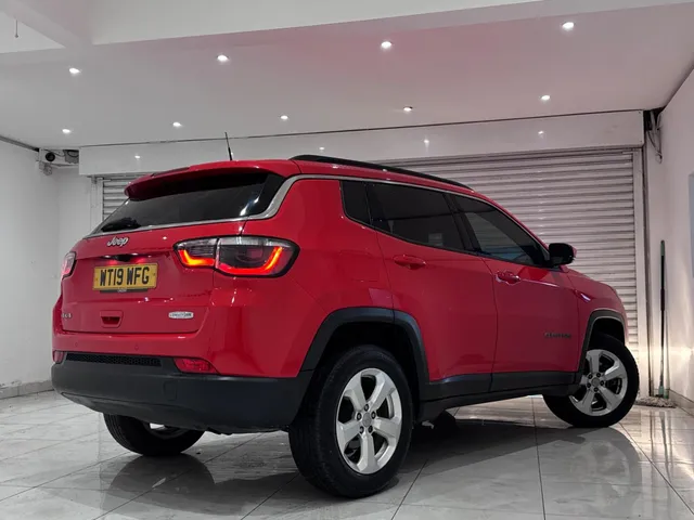 2019 Jeep Compass — photo 2