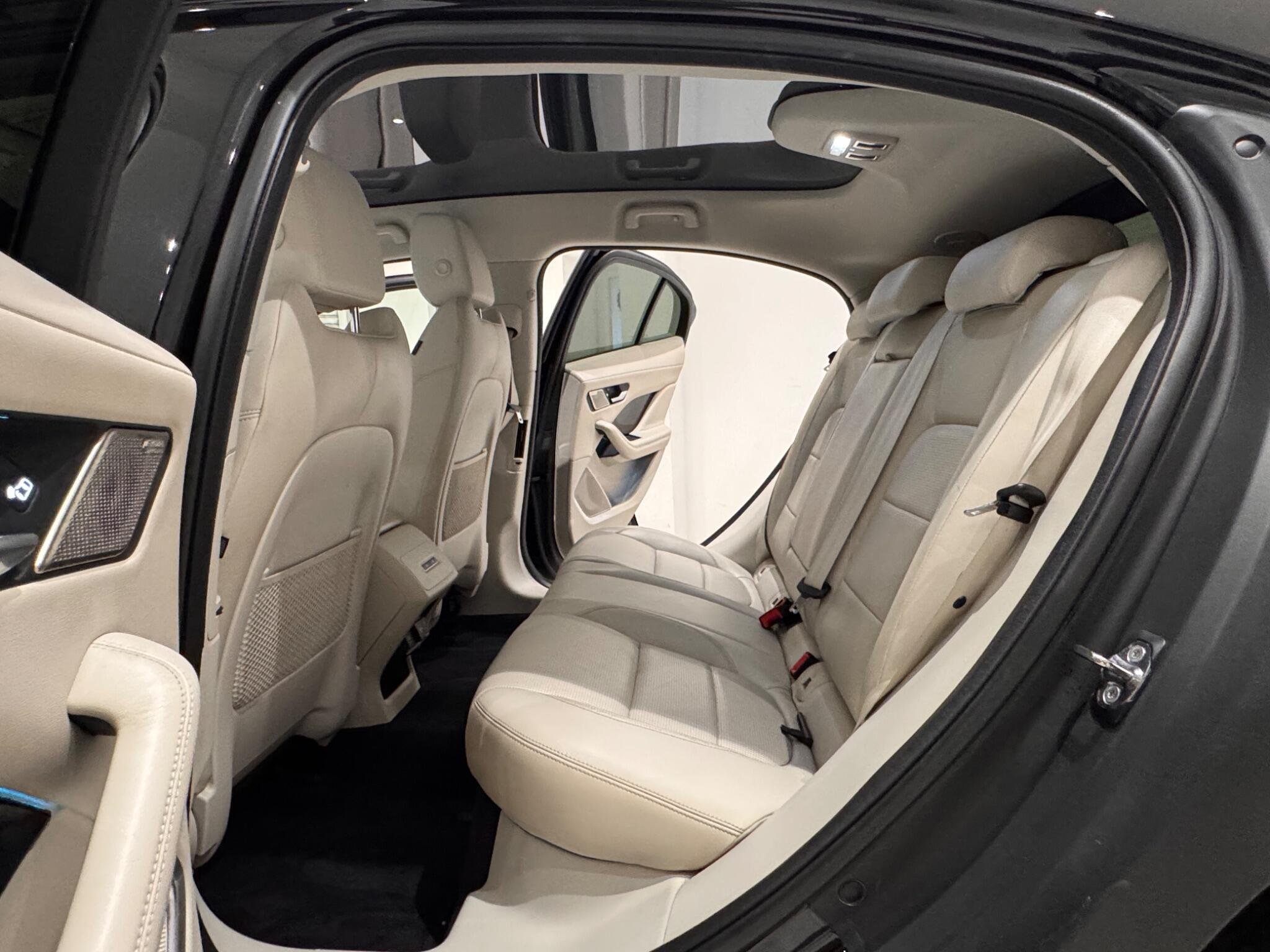 2021 Jaguar I-Pace thumbnail 13