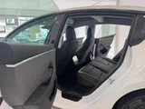 2024 Tesla Model 3 thumbnail 8
