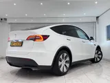 2023 Tesla Model Y thumbnail 2