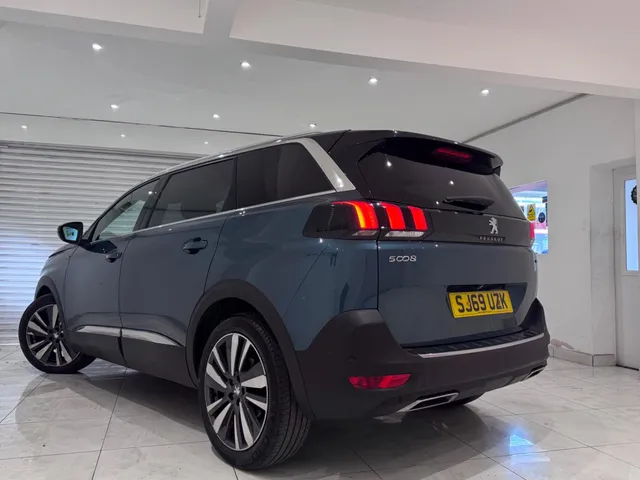 2019 Peugeot 5008 — photo 4