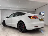 2020 Tesla Model 3 thumbnail 4