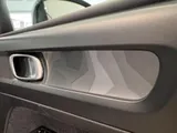 2022 Volvo C40 thumbnail 11