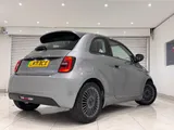 2022 Fiat 500e thumbnail 2