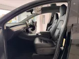 2022 Tesla Model Y thumbnail 7