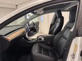 2020 Tesla Model 3 thumbnail 7