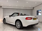 2018 Fiat 124 thumbnail 5