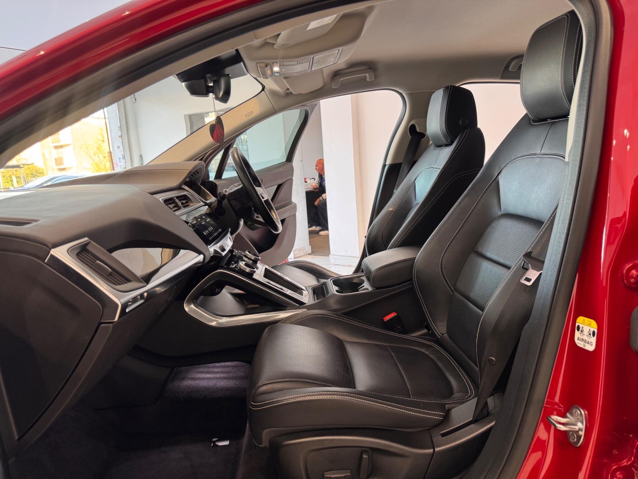 2020 Jaguar I-Pace thumbnail 7