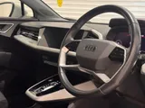 2022 Audi Q4 e-tron thumbnail 9