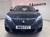 2019 Peugeot 3008 thumbnail 4