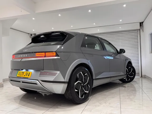 2021 Hyundai Ioniq 5 — photo 2