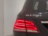 2018 Mercedes-Benz GLE thumbnail 23