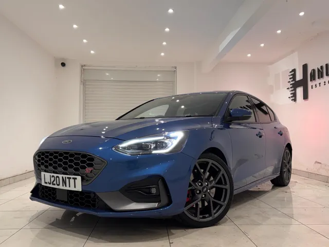 2020 Ford Focus — photo 3