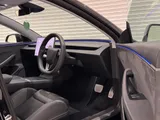 2025 Tesla Model 3 thumbnail 16