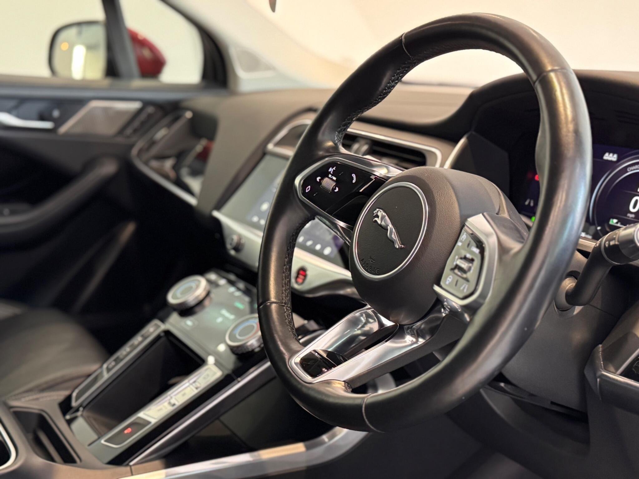 2020 Jaguar I-Pace thumbnail 9