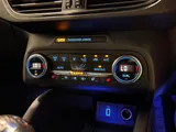 2020 Ford Focus thumbnail 18