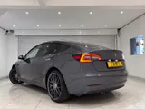 2019 Tesla Model 3 thumbnail 2