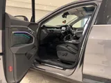 2020 Audi e-tron thumbnail 11