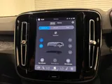 2022 Volvo XC40 thumbnail 16
