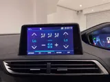 2017 Peugeot 3008 thumbnail 12