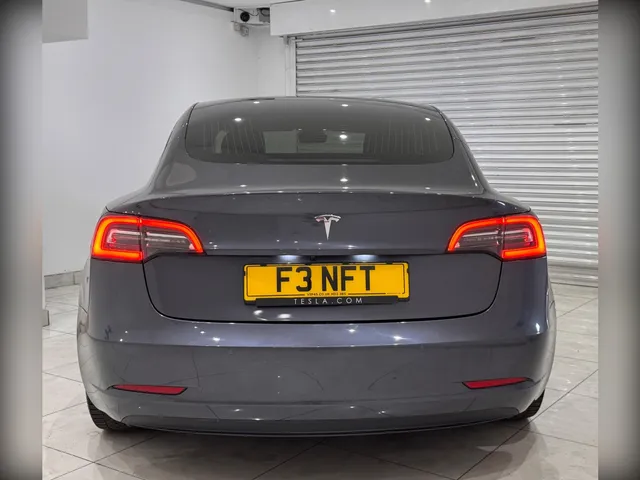 2019 Tesla Model 3 — photo 5
