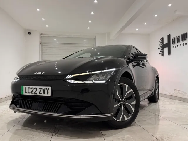 2022 KIA EV6 — photo 3
