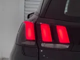 2019 Peugeot 3008 thumbnail 17