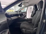 2019 Peugeot 3008 thumbnail 7