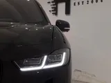 2020 Jaguar I-Pace thumbnail 33