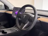 2022 Tesla Model Y thumbnail 9
