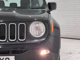 2015 Jeep Renegade thumbnail 15