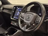 2022 Volvo XC40 thumbnail 11