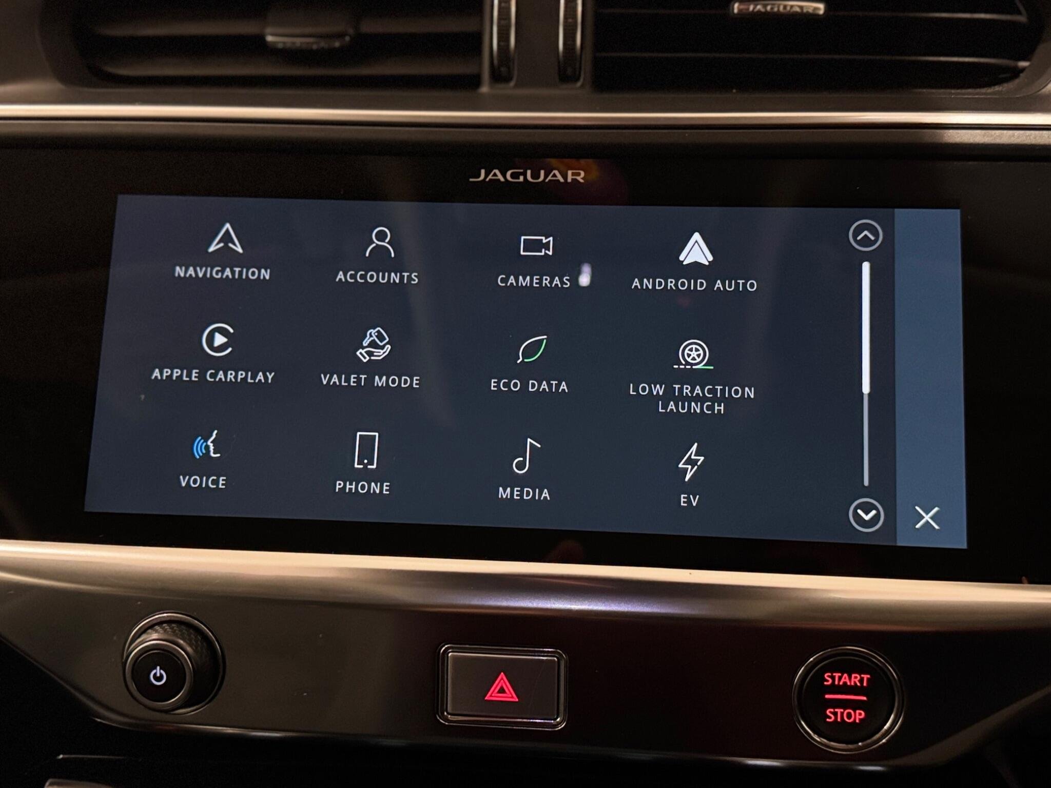 2020 Jaguar I-Pace thumbnail 24