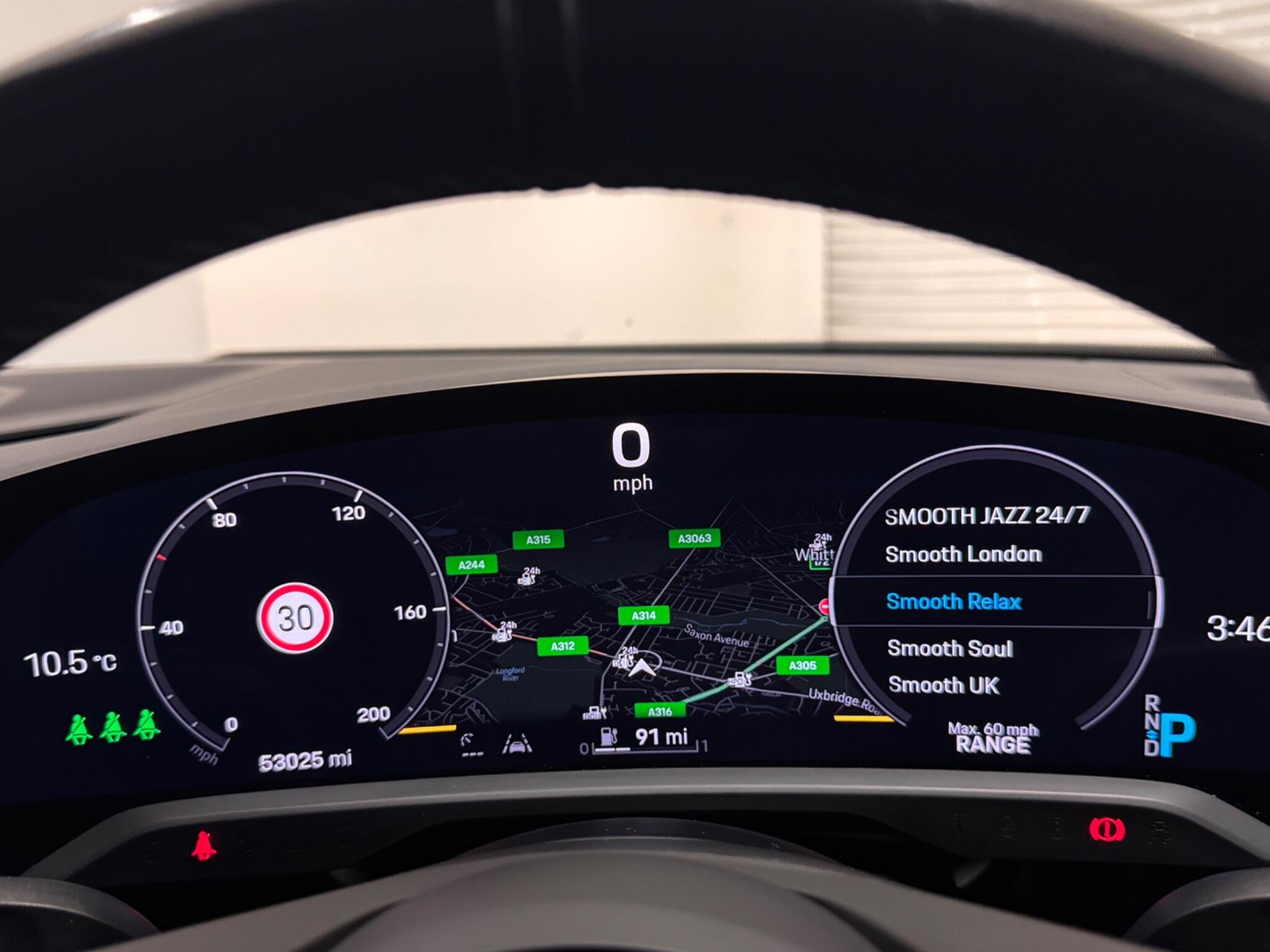 2022 Porsche Taycan thumbnail 23