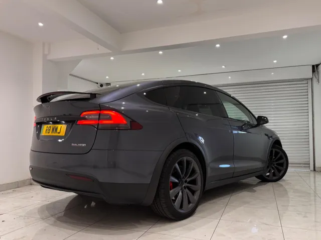 2019 Tesla Model X — photo 2